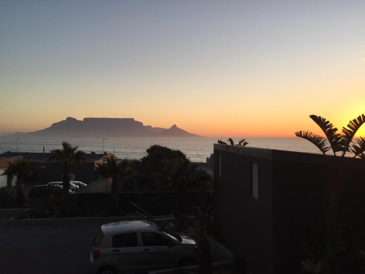 Heaven On Earth - Blouberg Beachfront Self-Catering Apartment Bloubergstrand Buitenkant foto