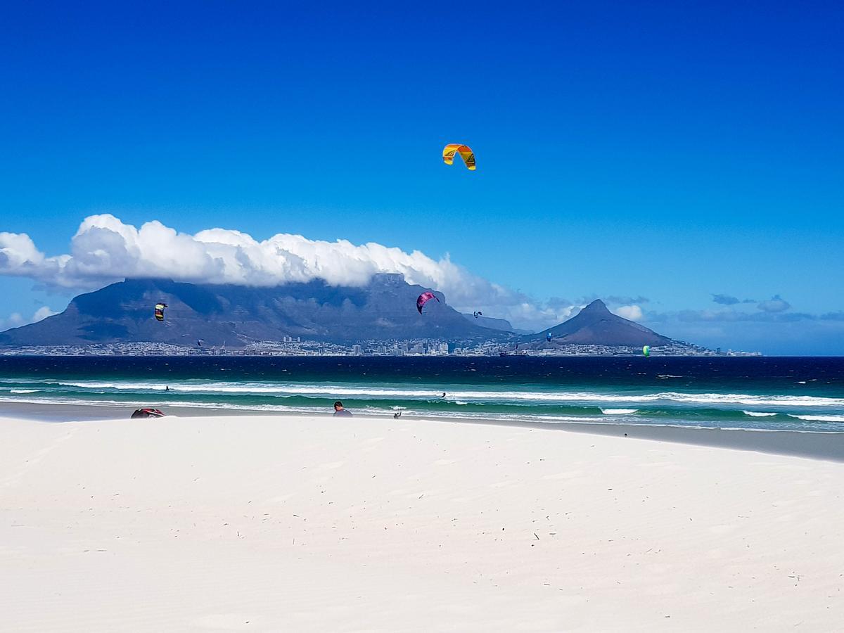 Heaven On Earth - Blouberg Beachfront Self-Catering Apartment Bloubergstrand Buitenkant foto