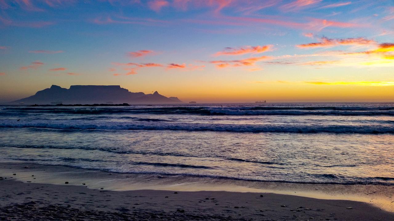 Heaven On Earth - Blouberg Beachfront Self-Catering Apartment Bloubergstrand Buitenkant foto